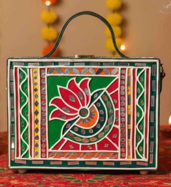 Red Lotus Lippan Art Box Purse